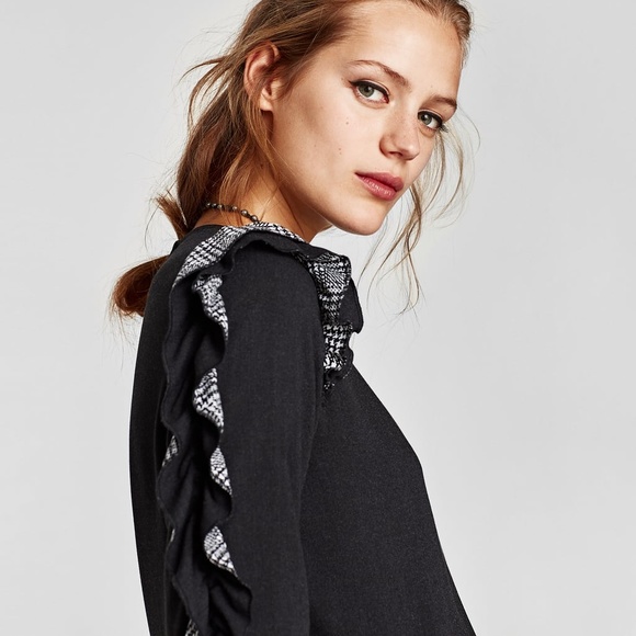 Zara | Tops | Zara Ruffled Long Sleeve Top | Poshmark